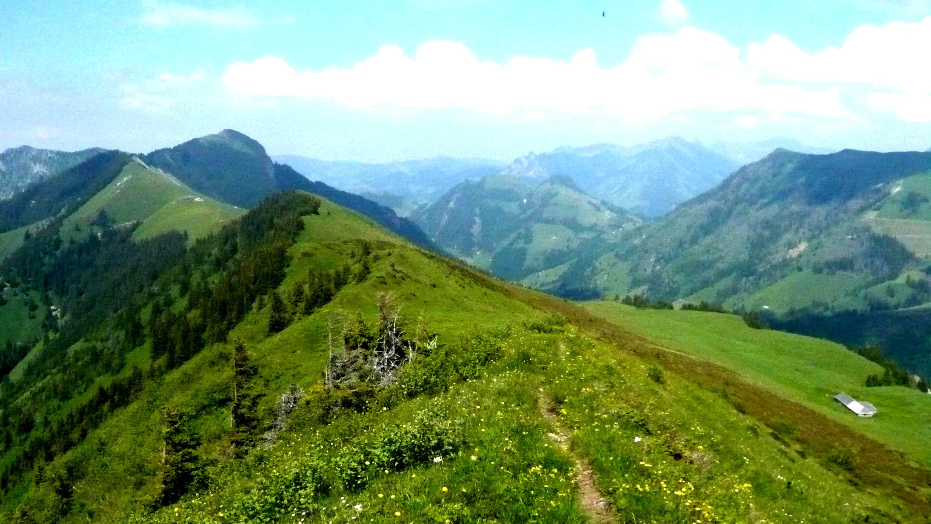 De Vacheresse à la croix : 1900 m en ligne droite