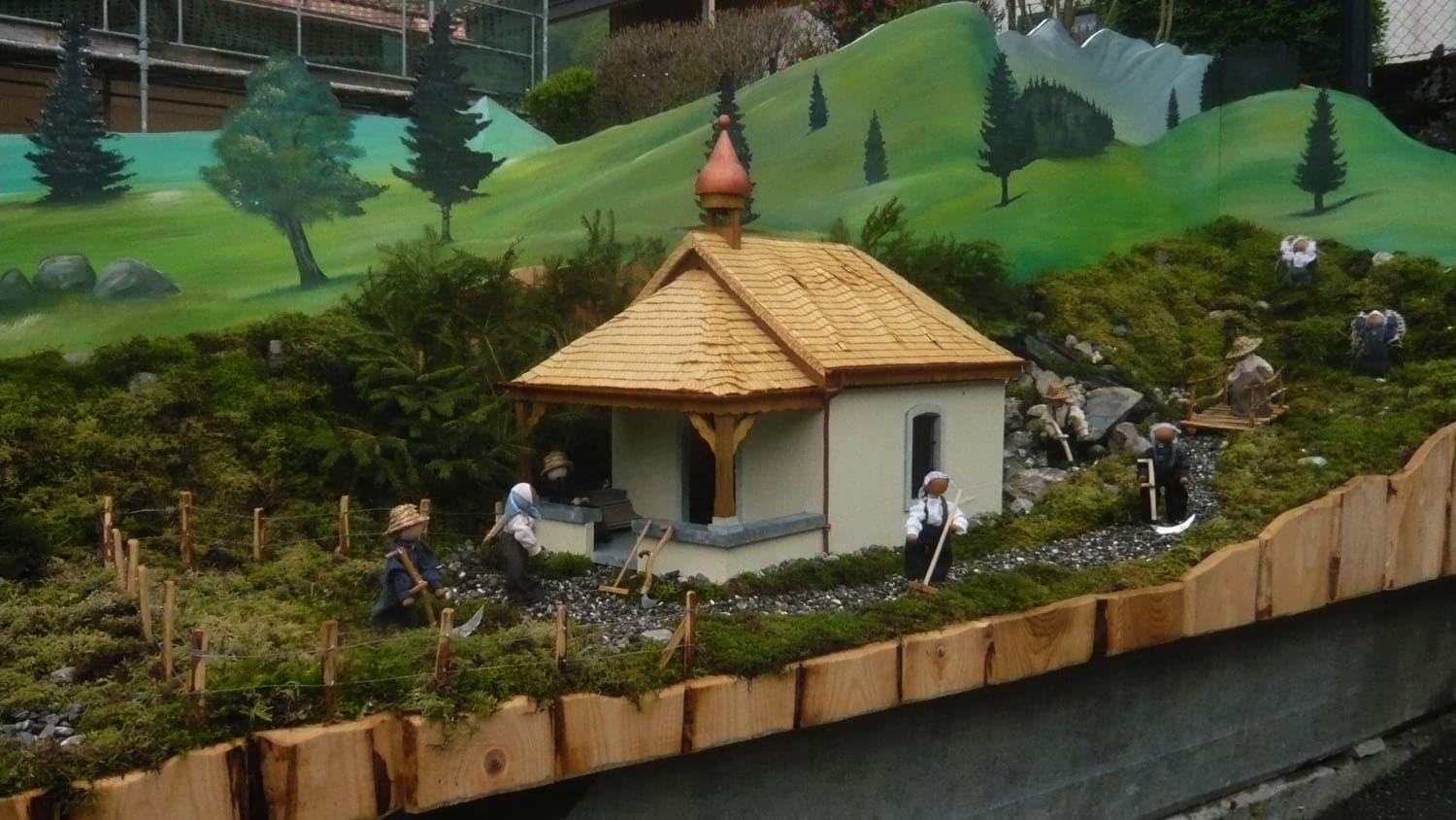 La Poya 2013 : décorations et fête au village