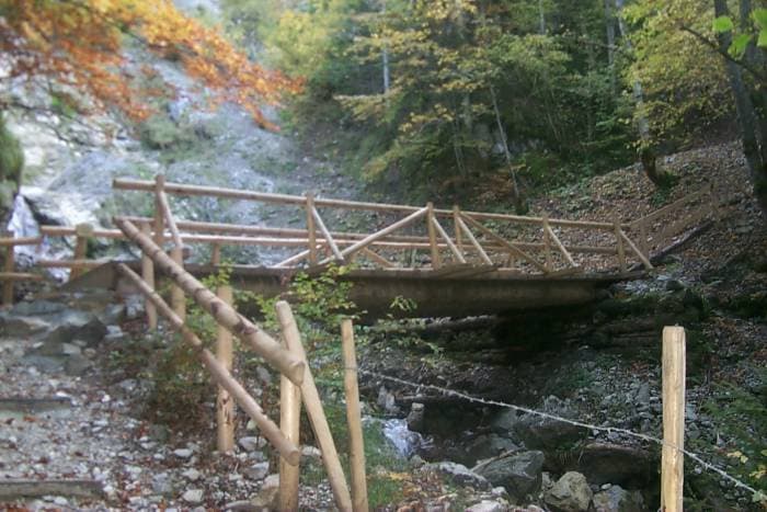 La cascade du Dah, le 11 octobre 2005, à 400 m en amont de la chapelle