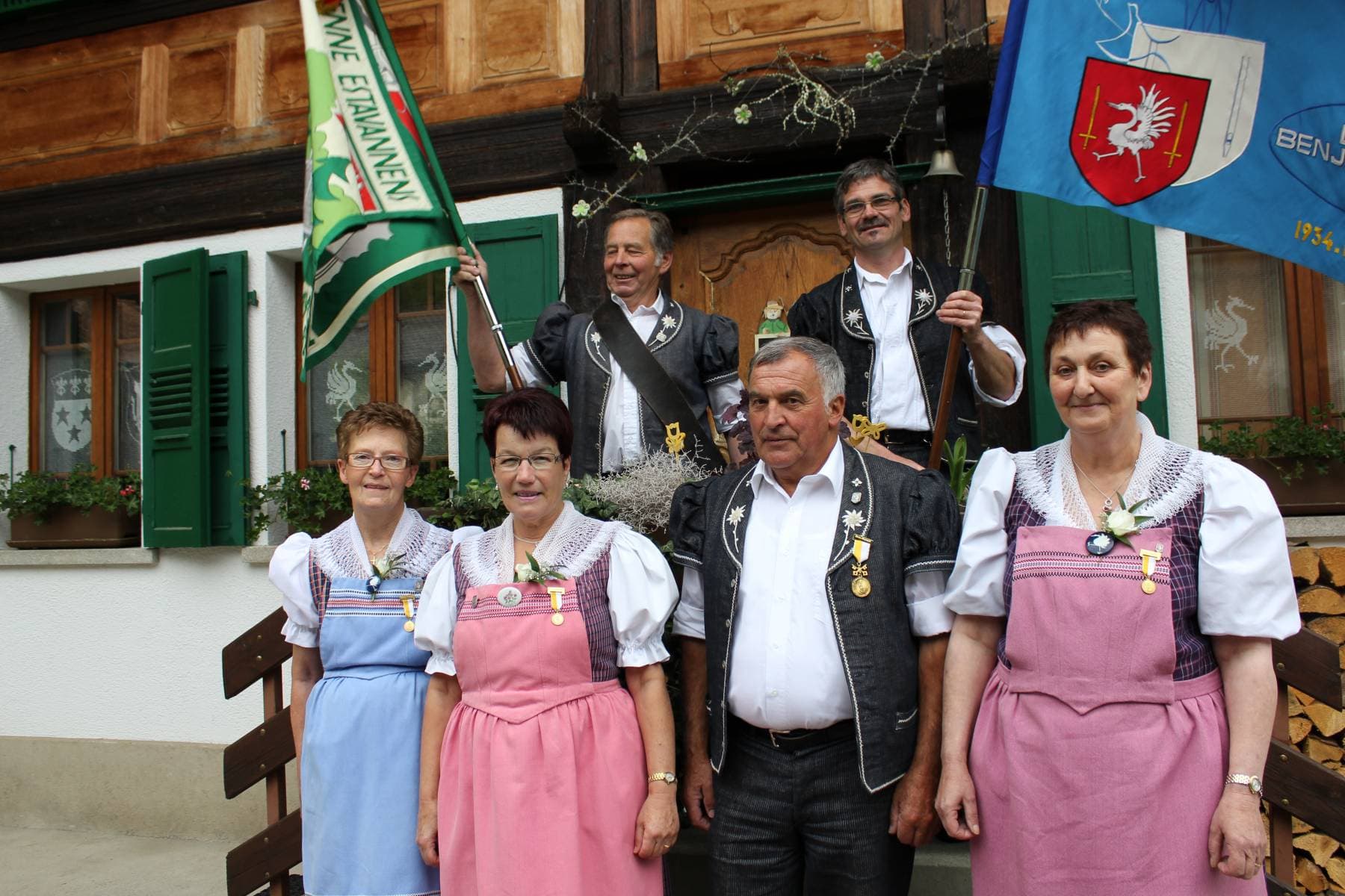 Remise des quatre médailles Bene Merenti de 2011.