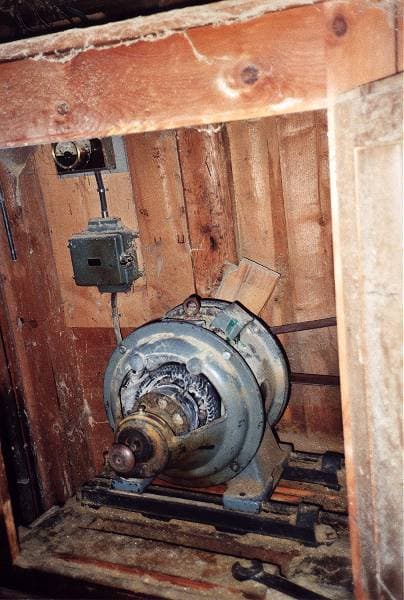 Le vieux moteur électrique, mis hors circuit en 1994